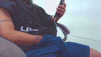 Skartoliver webcam model stream image