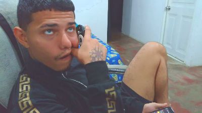 Skartoliver webcam model stream image