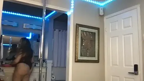 curvyfunlover webcam stripchat model stream image