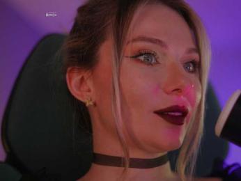 D_i_aM webcam bongacams model stream image