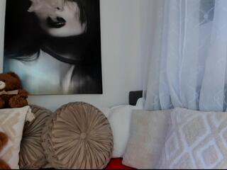 Juliana Saenz webcam model stream image