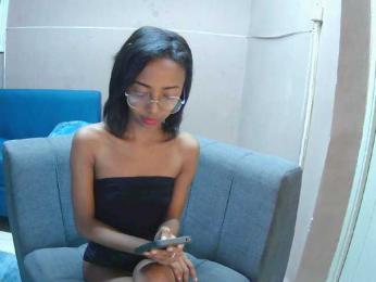 Marinahgrey webcam model stream image