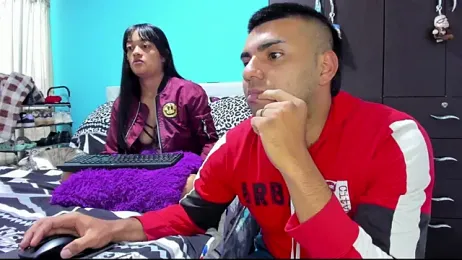 LazyandSniffer28 webcam model stream image