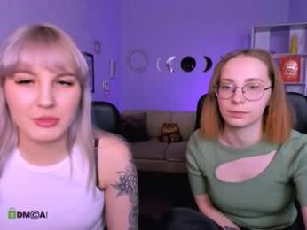 akkura_fizy webcam model stream image