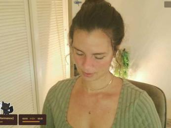 DeliFlower webcam model stream image