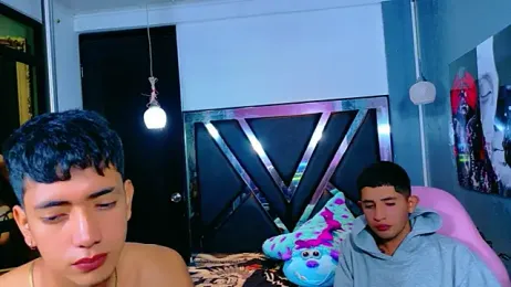 darwinandbrayann webcam model stream image