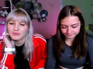 akkura-fizy webcam model stream image