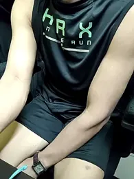 chocolate_alone webcam model stream image