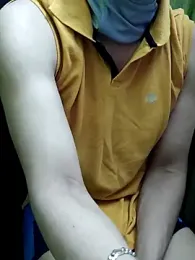 chocolate_alone webcam model stream image