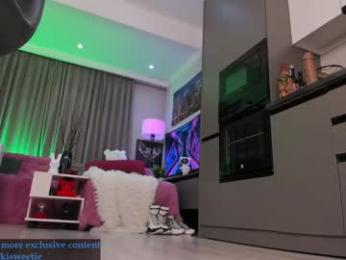 nikkisweetie webcam chaturbate model stream image