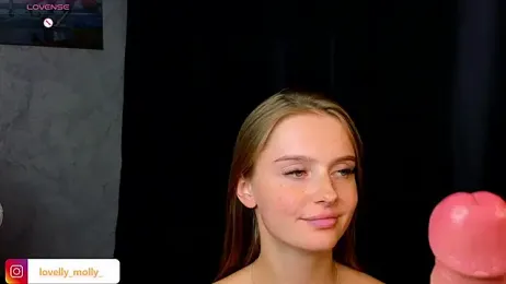 Lovelly_molly1 webcam model stream image