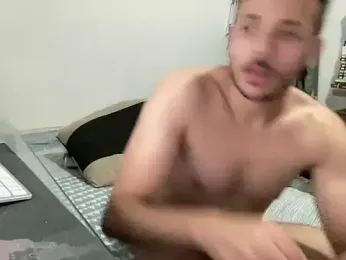 Loirinhodot19 webcam stripchat model stream image