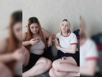 cutesmiles webcam bongacams model stream image