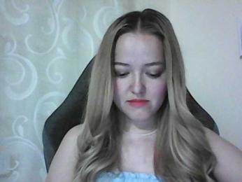 -Sweet-smile- webcam model stream image