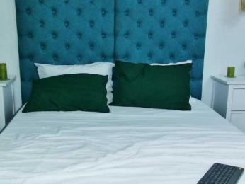 DesireeKeys webcam model stream image