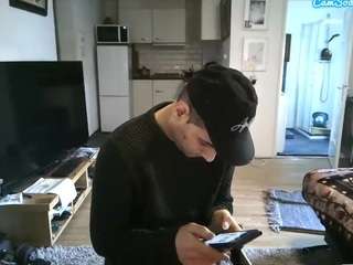 michaelmihai webcam camsoda model stream image