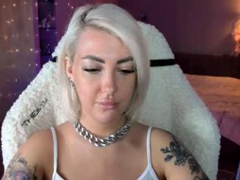 tykioty_miley webcam model stream image