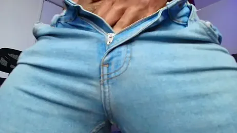 LiamGarcia1 webcam model stream image