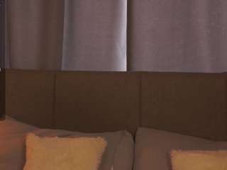 mechelleschirmer webcam camsoda model stream image