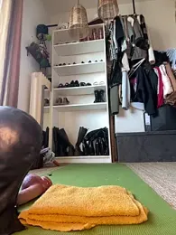 SkinnyLilly webcam stripchat model stream image