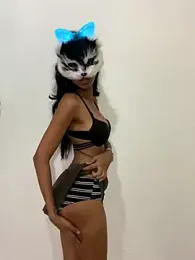 Shanudri77 webcam stripchat model stream image