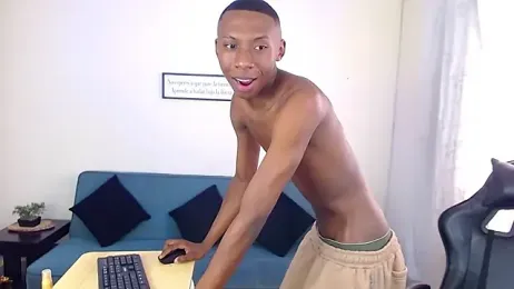 Miilo18 webcam model stream image