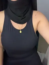 rhizanthella_ webcam model stream image