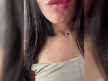 -little--minxxx- webcam model stream image