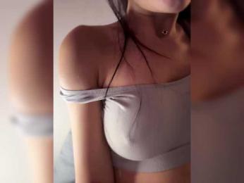 -little--minxxx- webcam model stream image