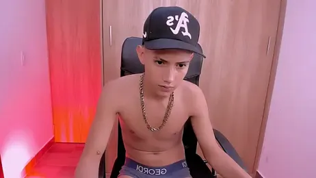 Toy_boy777 webcam model stream image