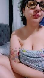 Squirtbonnye webcam model stream image