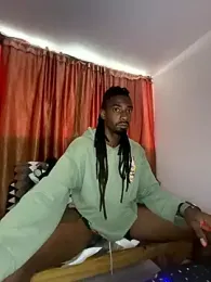 Malkon_Big webcam model stream image