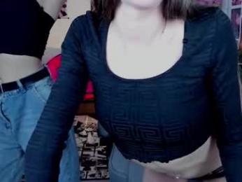 graycewild webcam model stream image