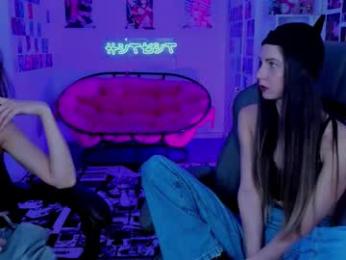 graycewild webcam model stream image