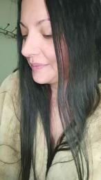 FoxySpanks webcam model stream image