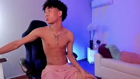 NoahBull19 webcam model stream image