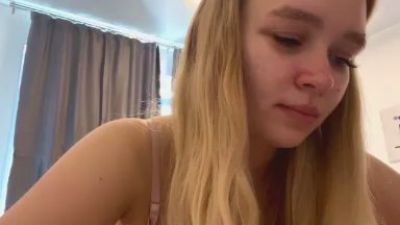 SandaAldaba webcam model stream image