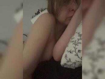 BunnyGoddess webcam model stream image
