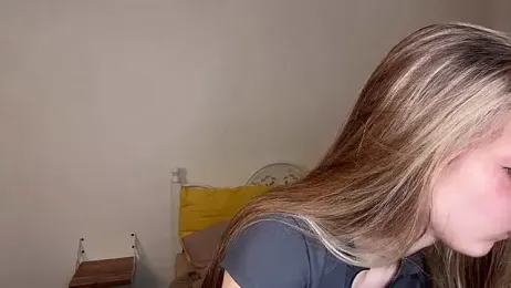 Catrinee webcam model stream image