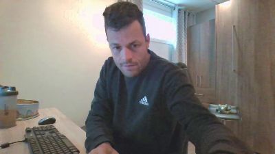 Hurley690 webcam model stream image