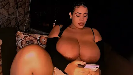 Emmacamille webcam model stream image