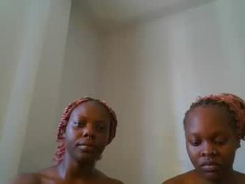 cherry_charm1 webcam model stream image