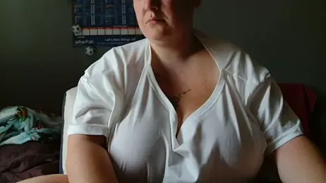 busty-bella1 webcam model stream image