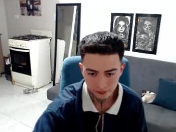 santi_ss webcam model stream image