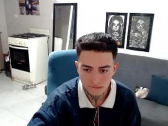 santi_ss webcam model stream image