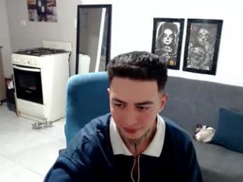 santi_ss webcam model stream image