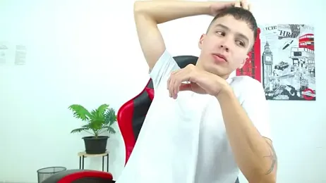 Cumandres18 webcam stripchat model stream image