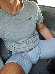 GreekGuyOutdoors webcam model stream image