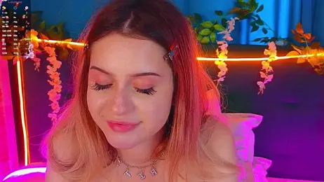 AlinaWalters webcam model stream image