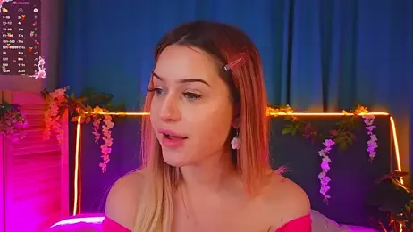 AlinaWalters webcam model stream image